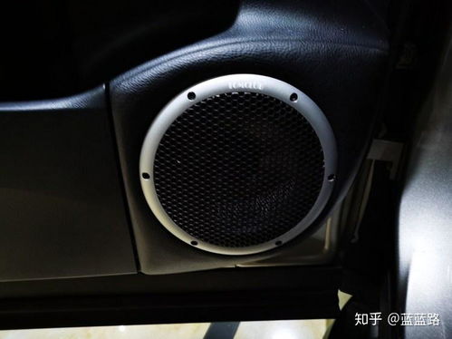 雷克薩斯rx300汽車音響改裝過(guò)程 深圳聆聽圣駕汽車音響改裝店