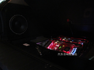 追求極致,深圳非常城市銘器坊寶馬X5改裝一流汽車音響系統